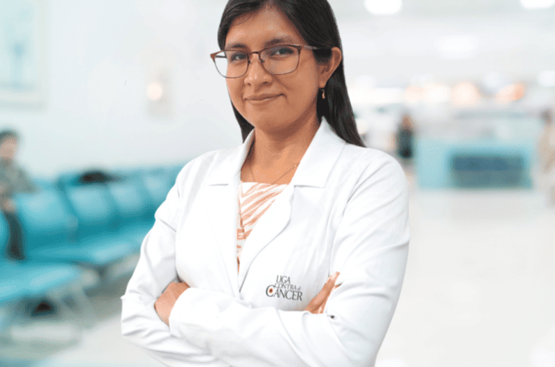 Urcia Esteves, Paula Estefania